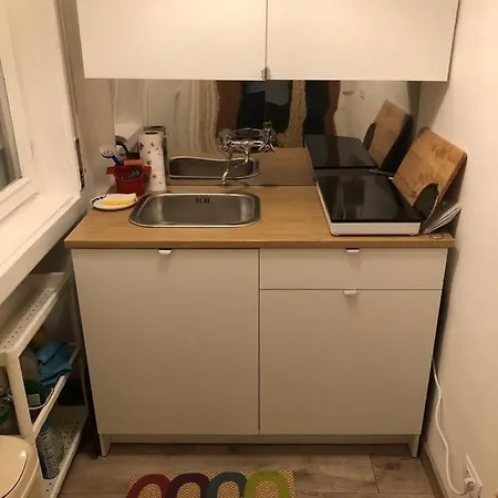 Monovano Elllen Apartmán